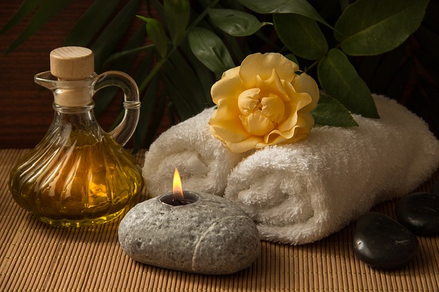 Entspannende Thai Massage bei Chokdee Massage Hamburg